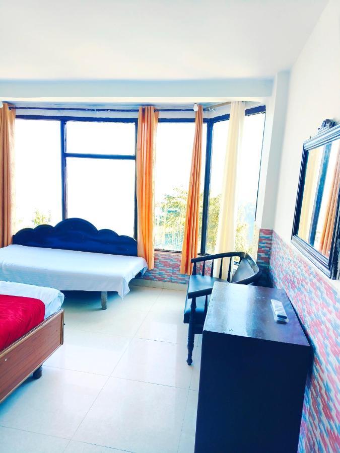 Hotel Holiday Dalhousie - Near Ghandhi Chowk Mall Road المظهر الخارجي الصورة